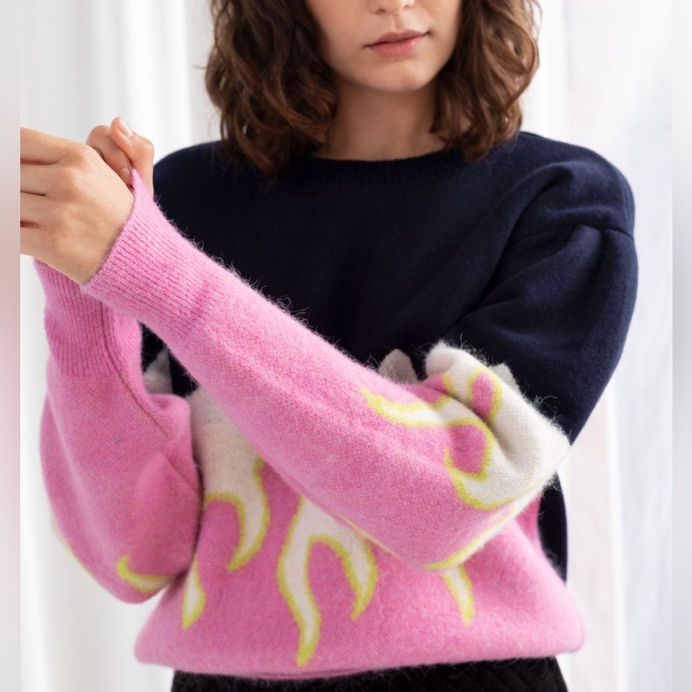 & OTHER STORIES Pink Flame Colour Block Sweater‎ Size XS